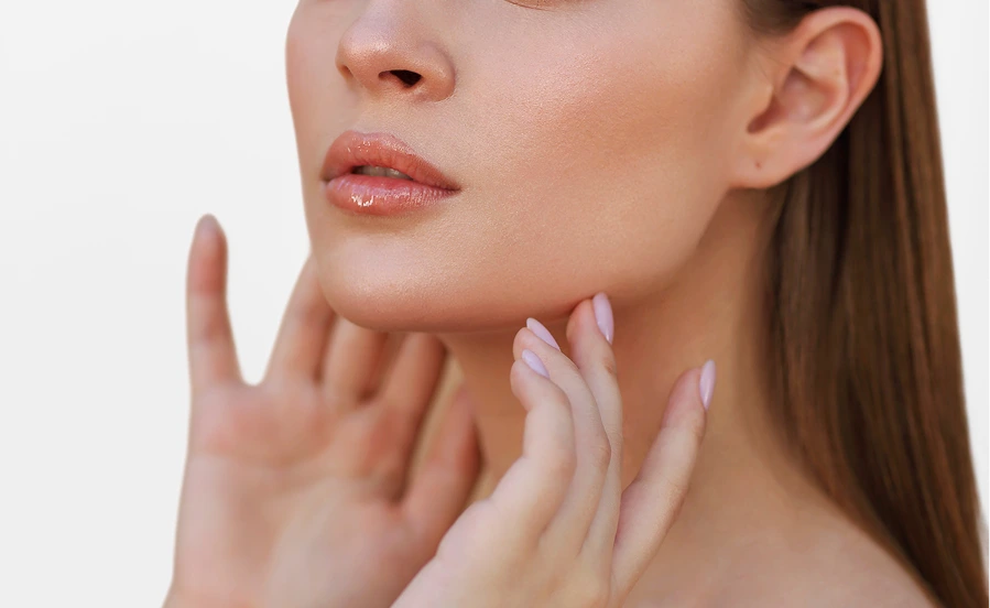 Benefits of Chin Implants Banner
